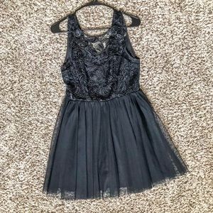 Black Lace Evening dress